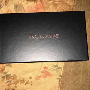 Crown Pro Palette